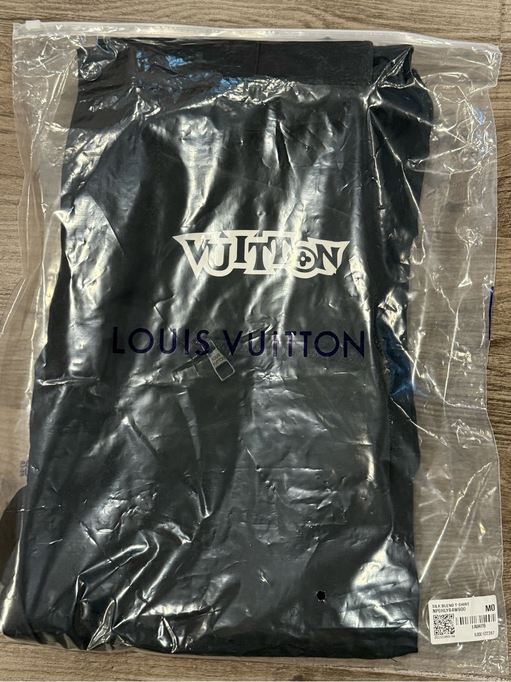 Louis Vuitton Utility tech Cargo Trousers with Logo Patch and front zip pockets image 10